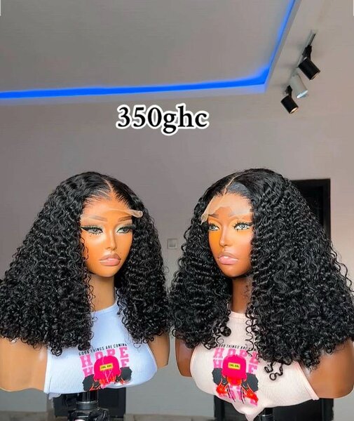 Frontal wigs