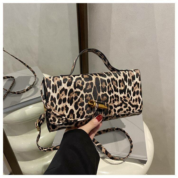 Bottega imitation