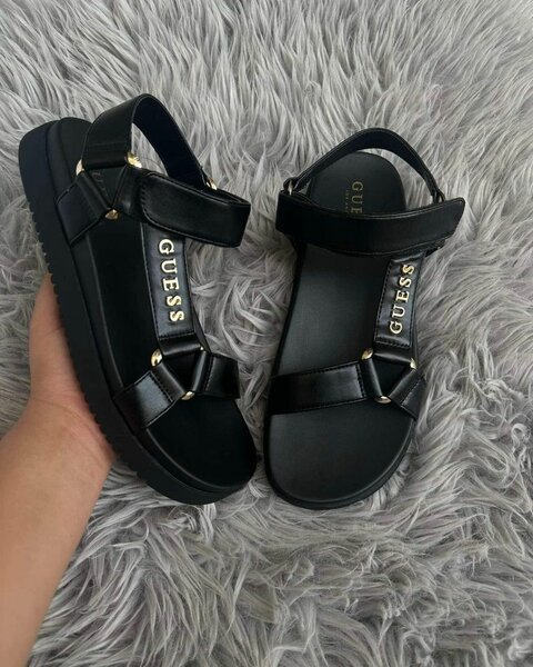 Flip sandals