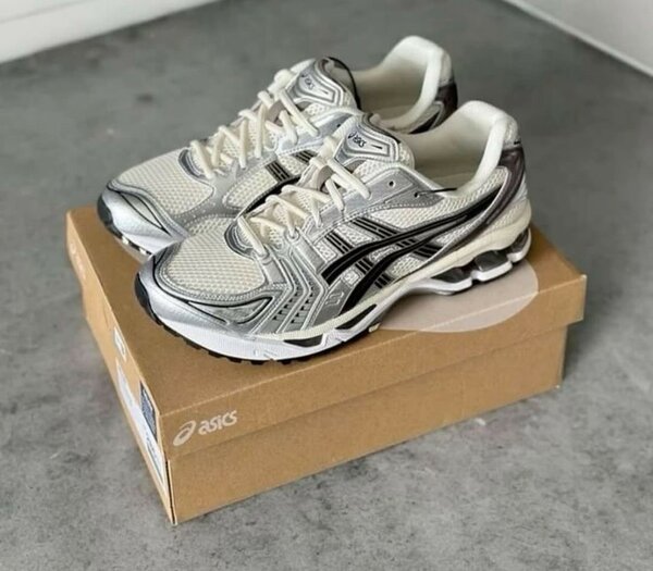 ASICS