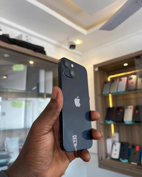 iPhone 13