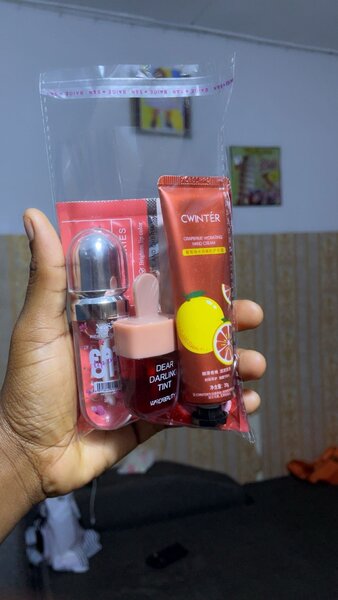 Ensemble de soins lèvres hydratantes