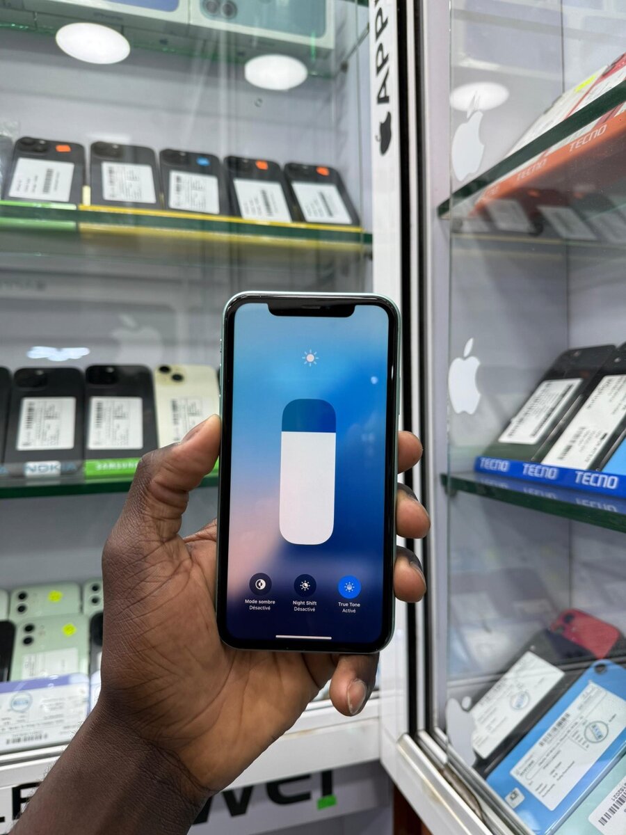 iPhone 11