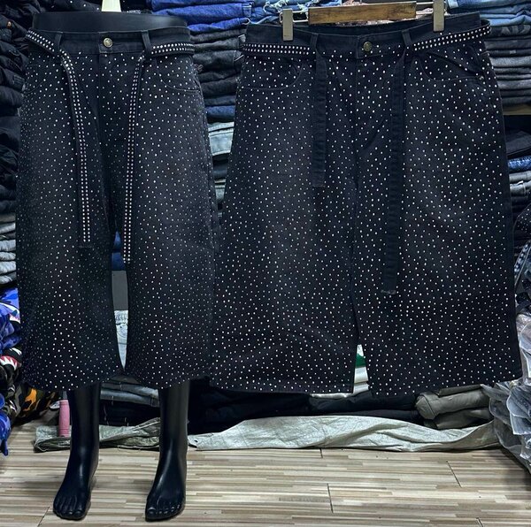 Short jeans