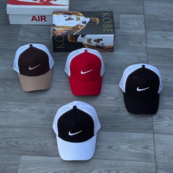 Caps