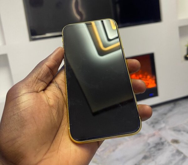iPhone 11 simple