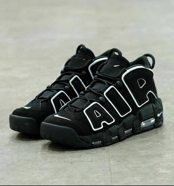 NIKE UNTEMPO