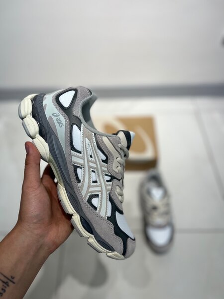 ASICS