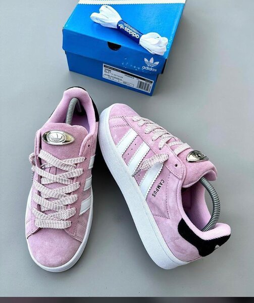 Adidas campus