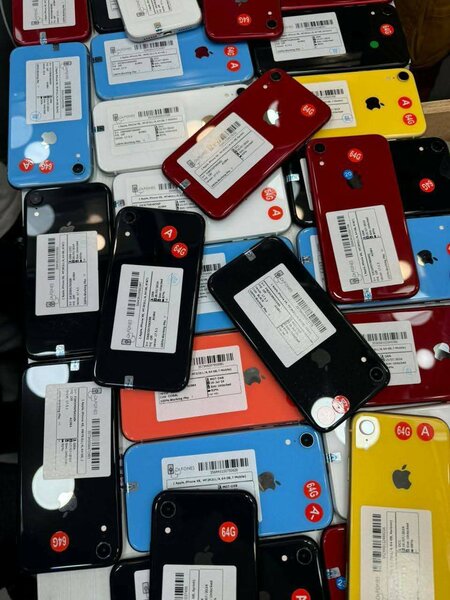 IPHONE XR CASI NEUF