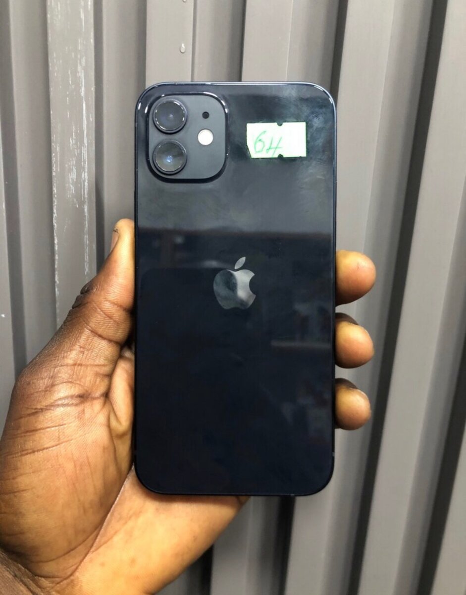 iPhone 12