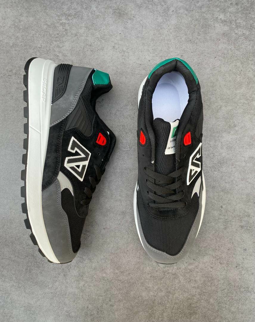 Men sneaker