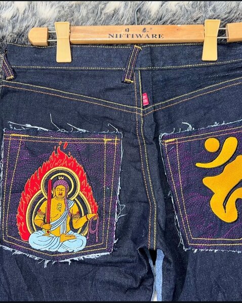 Baggy jeans