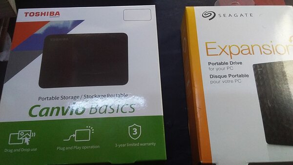 Hard disk case
