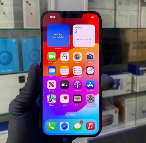PRE-OWNED IPHONE 13