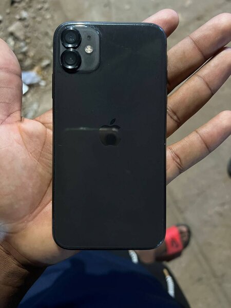 iPhone 11