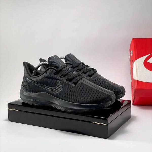 Nike Air Zoom V6