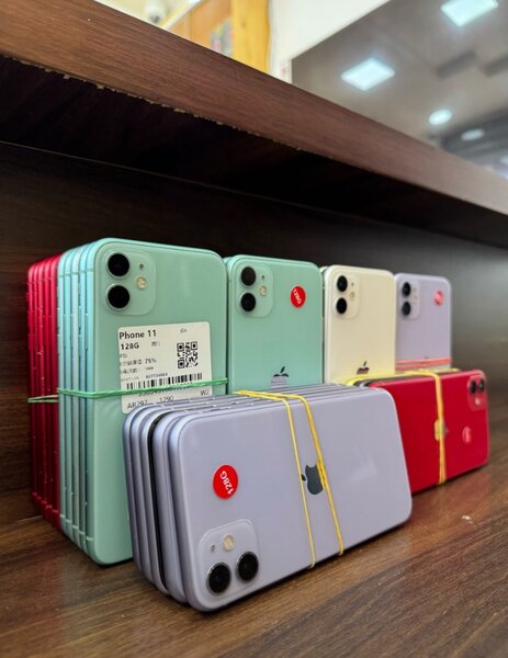 iPhone 11