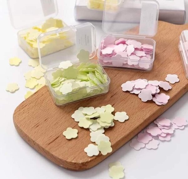 Pétales de savon parfumé pour les mains