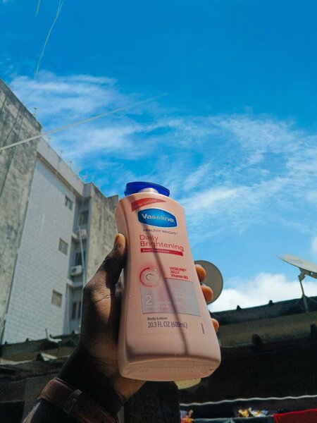 Vaseline Hydratant Éclat Quotidien