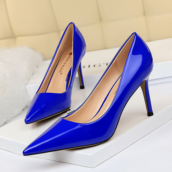 Ladies heel