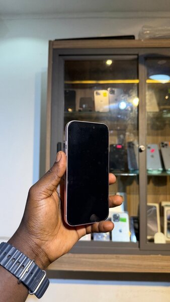 iPhone 15