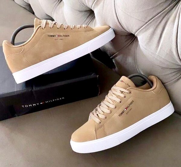 Tommy Hilfiger