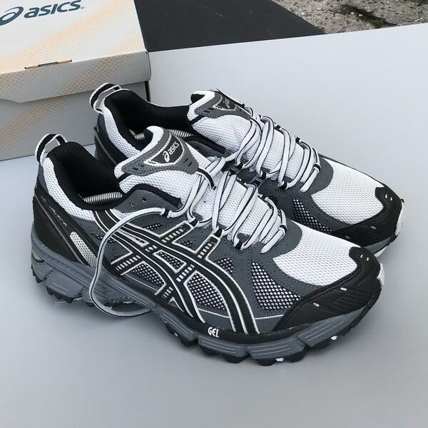 ASICS