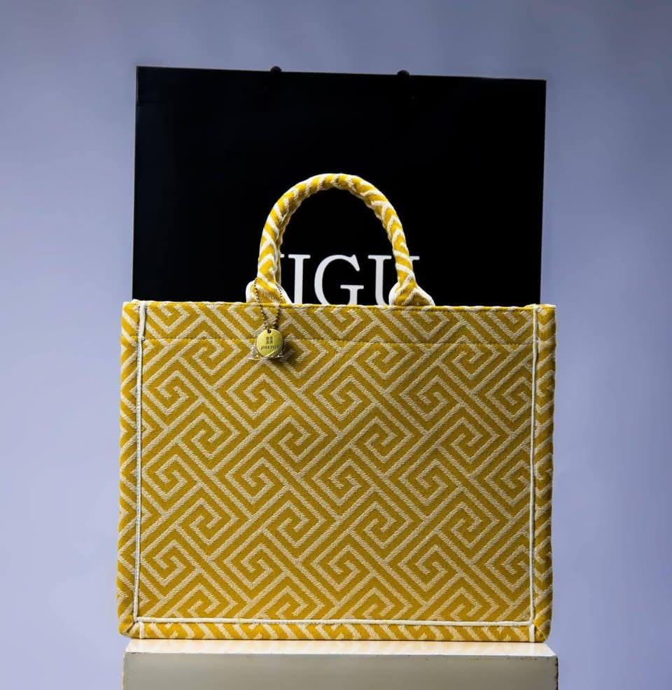 sac avec ornement