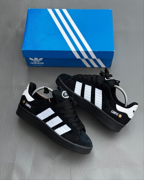 Adidas campus