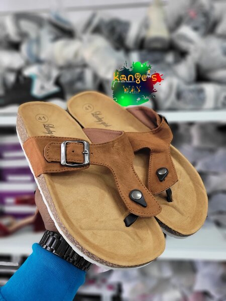Ladies slippers