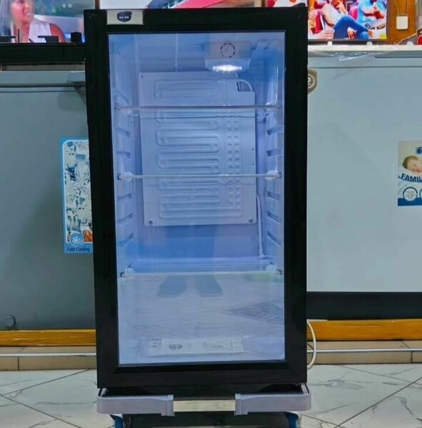 100L SHOWCASE FRIDGE