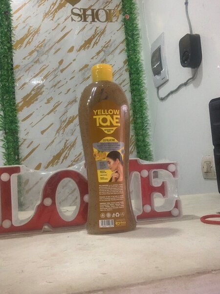 Shampoo Yellow Tone
