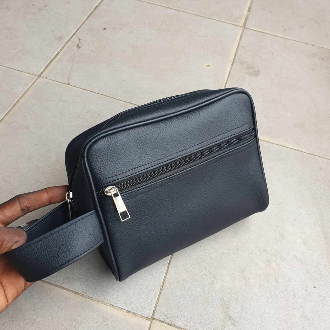 Pochette en cuir élégante
