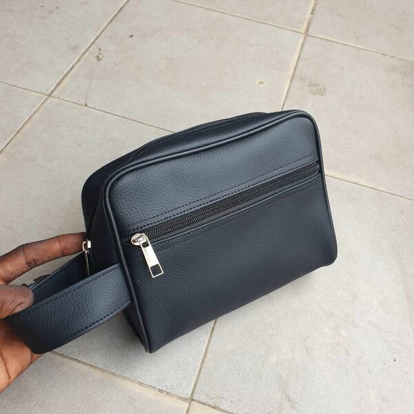 Pochette en cuir élégante