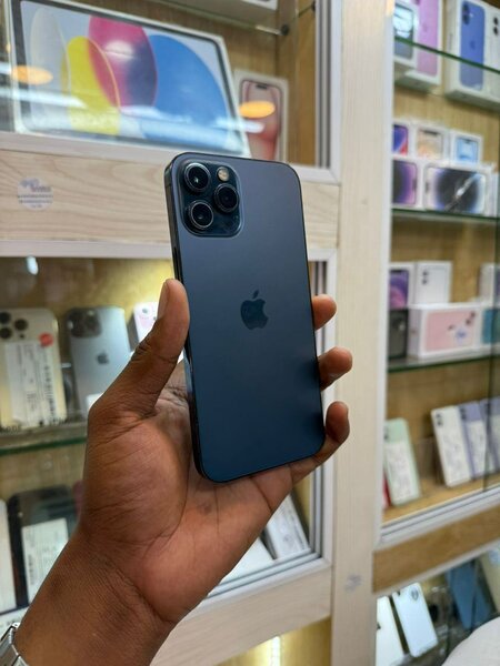 Iphone 12pro max CE