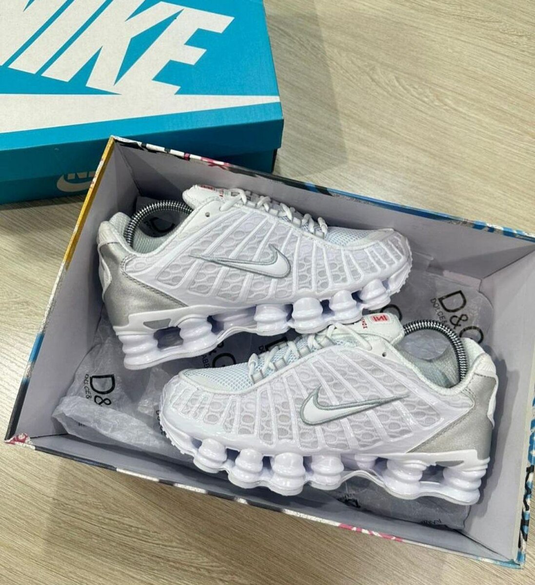 Baskets Nike SHOX