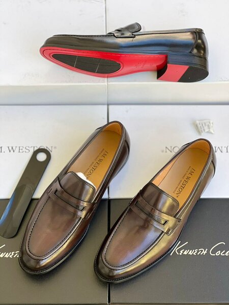 EXECUTIVE SHOES