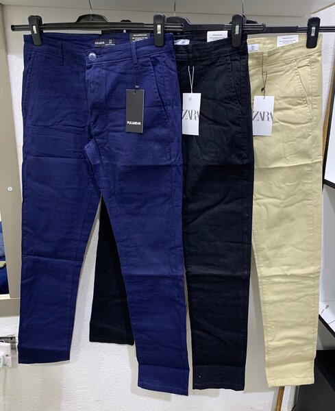 Pakistan  Chinos