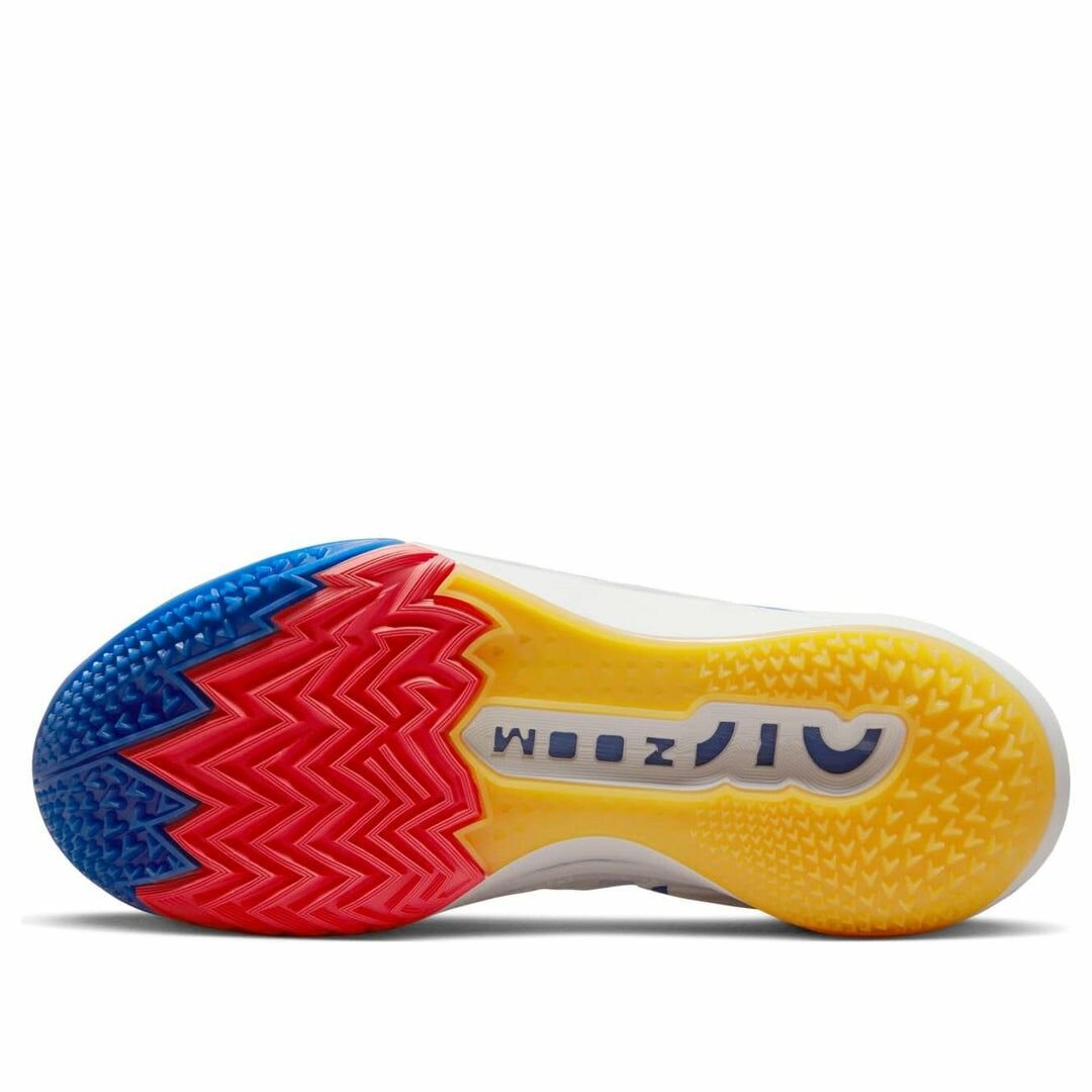 Chaussures de sport blanches modernes