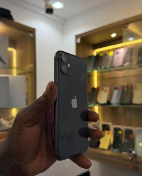 iPhone 11