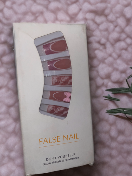 Faux ongles