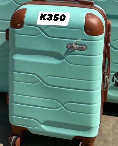 TRAVELING BAGS