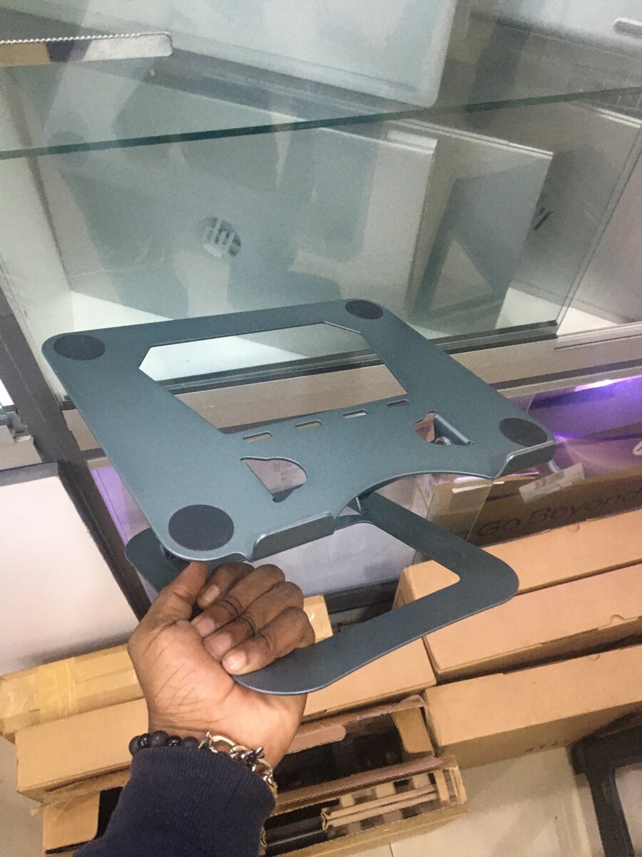 Laptop stands