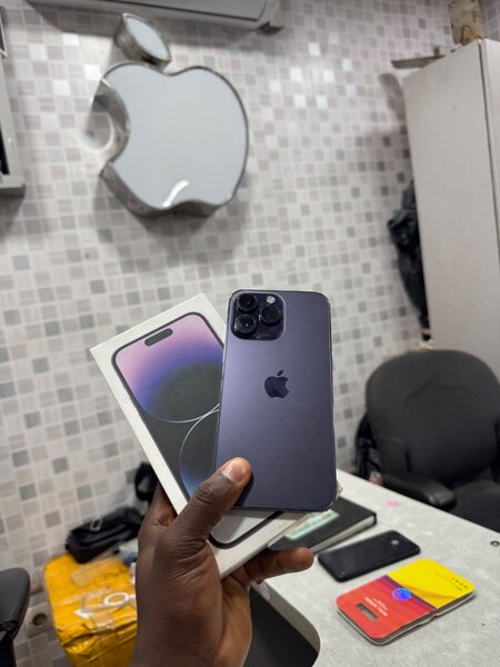iPhone 14pro max
