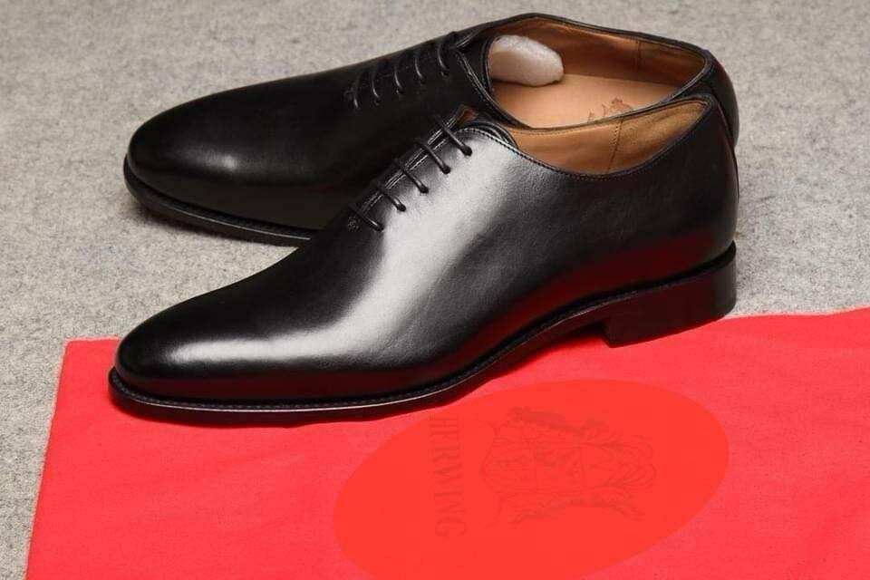 Chaussures habillées en cuir pour homme