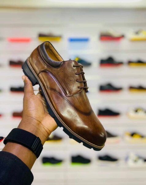Dress shoes