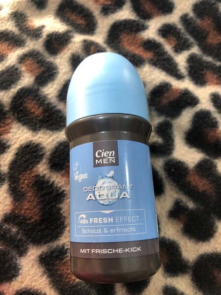 Cien men roll -on