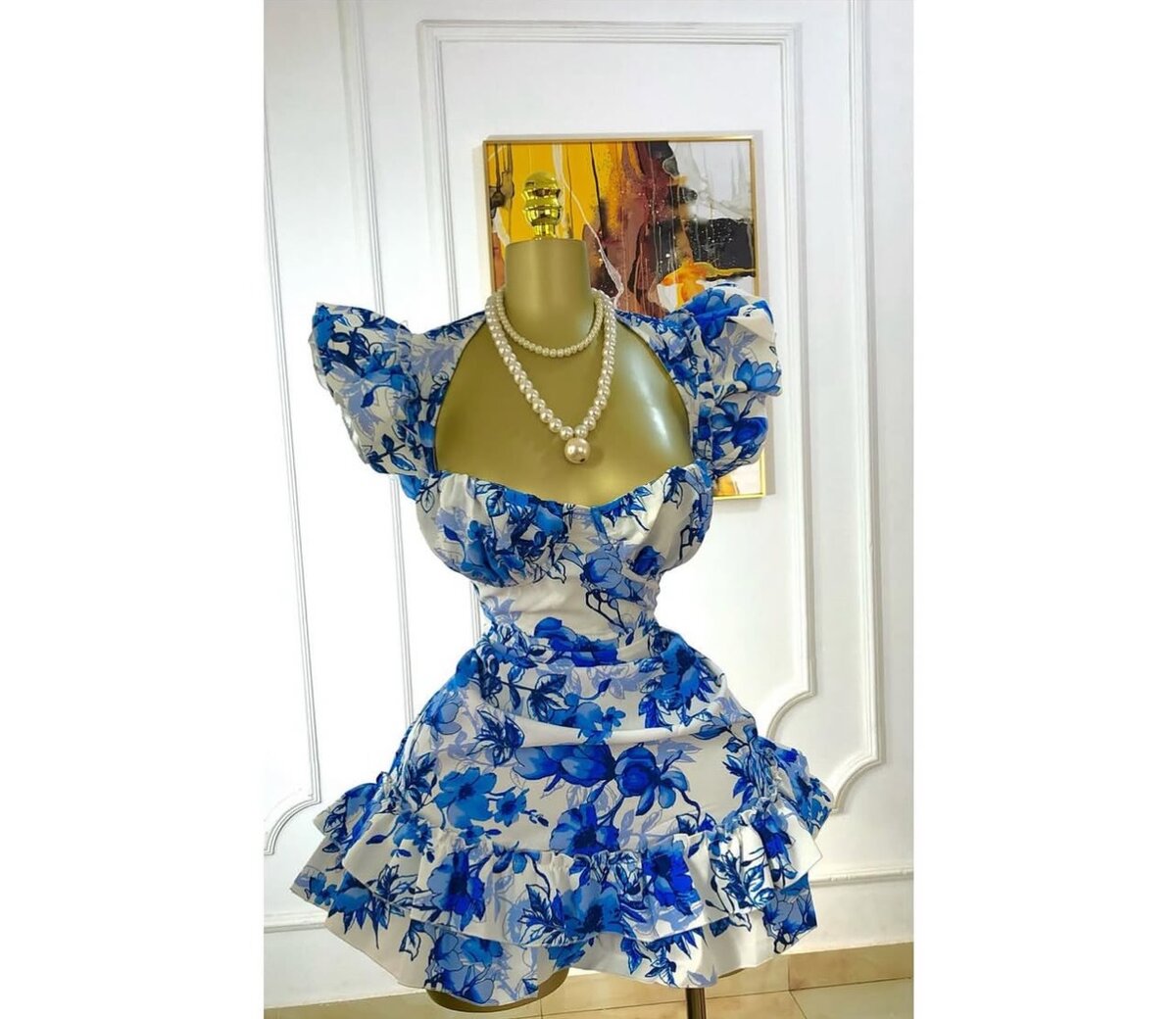Ladies dress