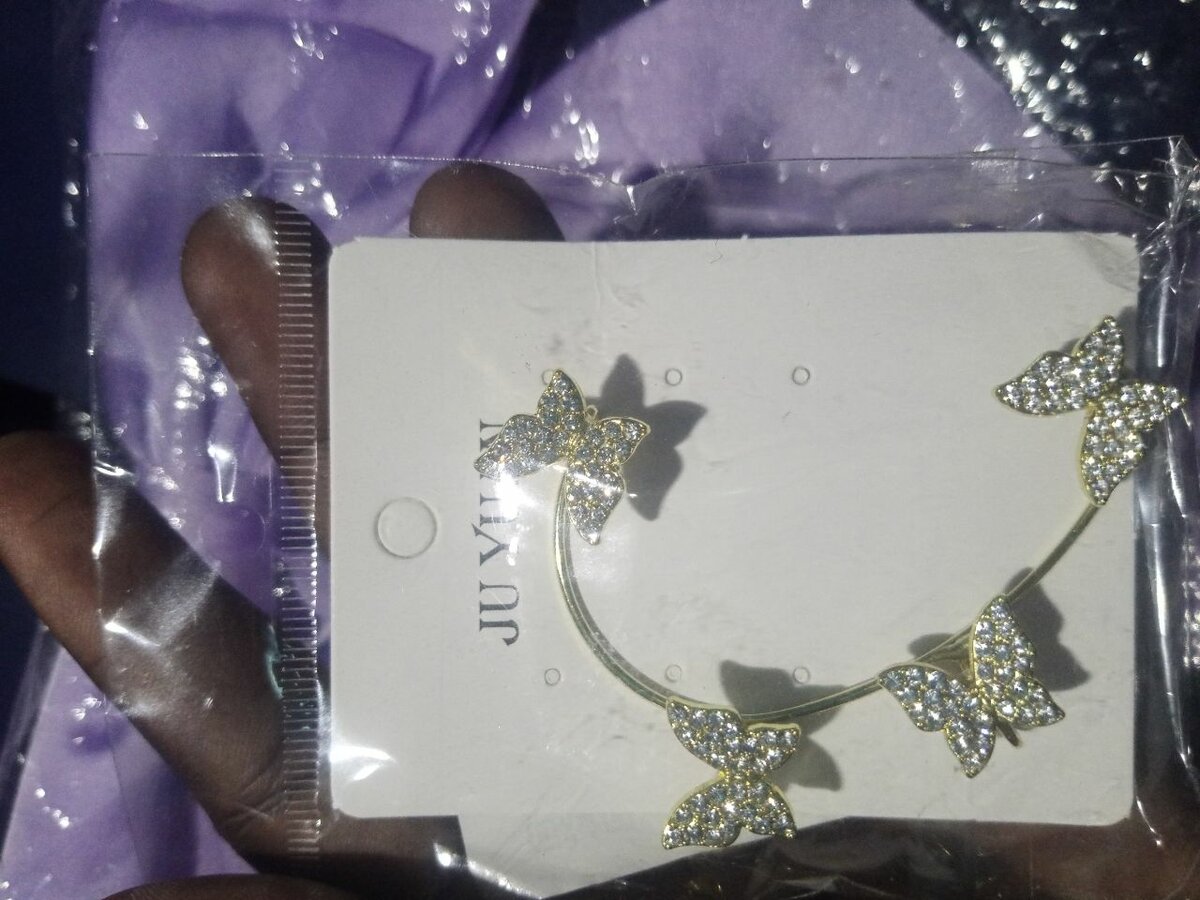 Earcuffs